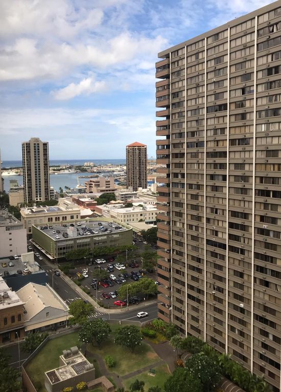 55 S Kukui St #2203, Honolulu, HI 96813
