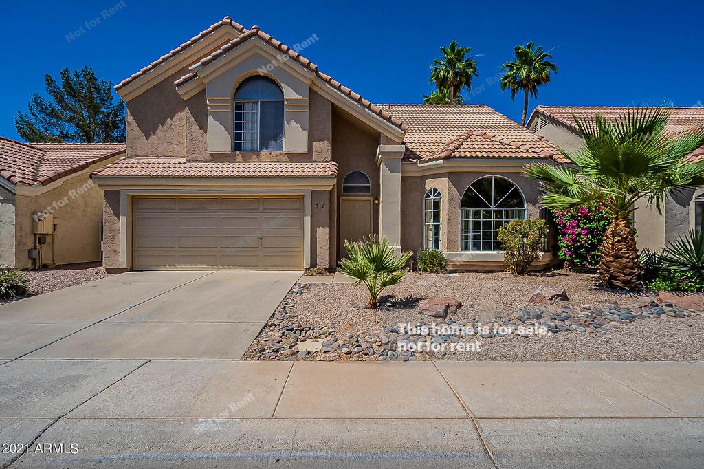 818 W Sherri Dr, Gilbert, AZ 85233