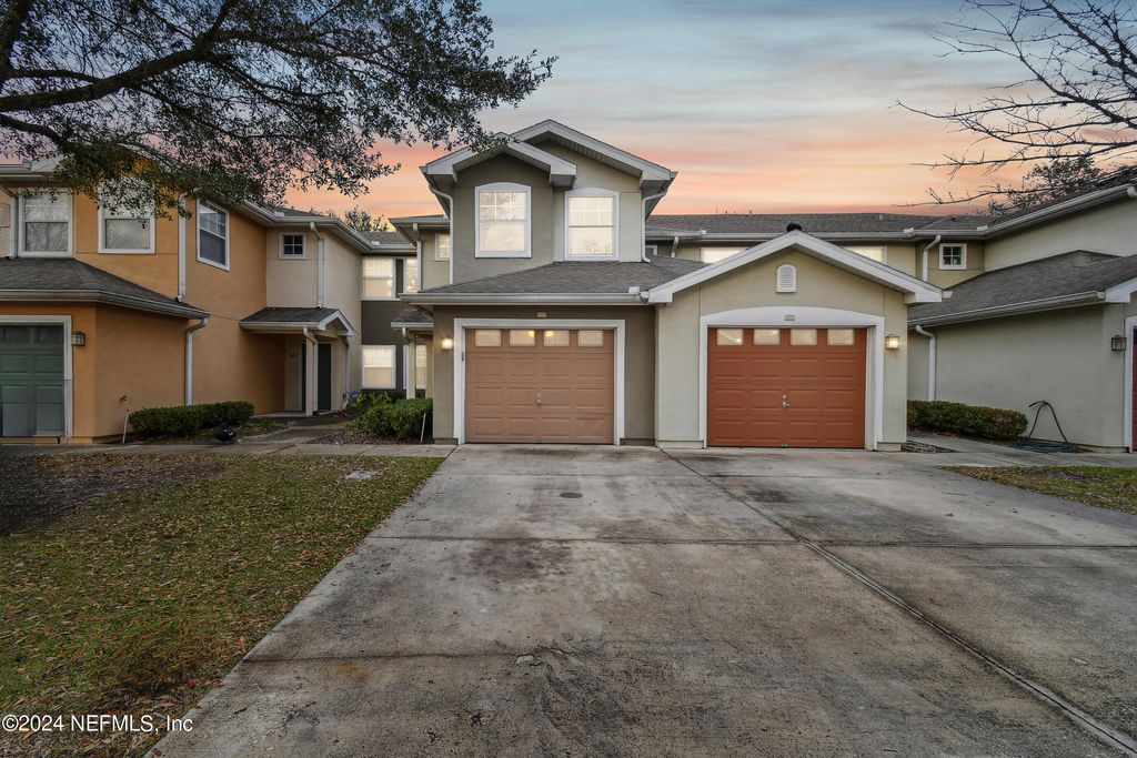 8550 ARGYLE BUSINESS Loop UNIT 703, Jacksonville, FL 32244 MLS