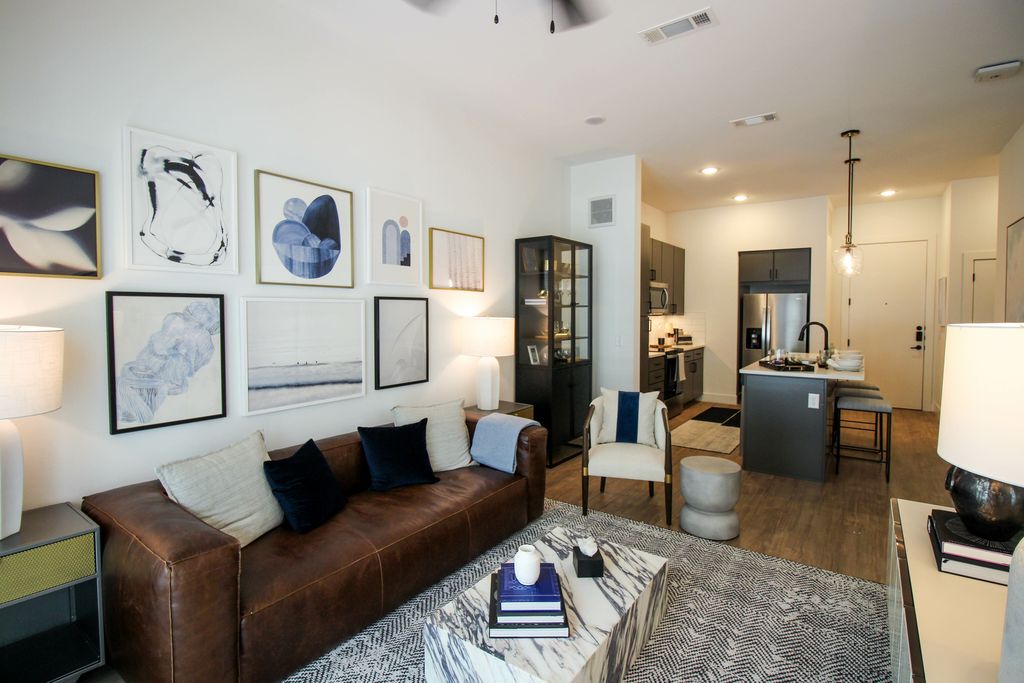 1710 N Beckley Ave #C-2122, Dallas, TX 75203 - See Est. Value, Schools ...