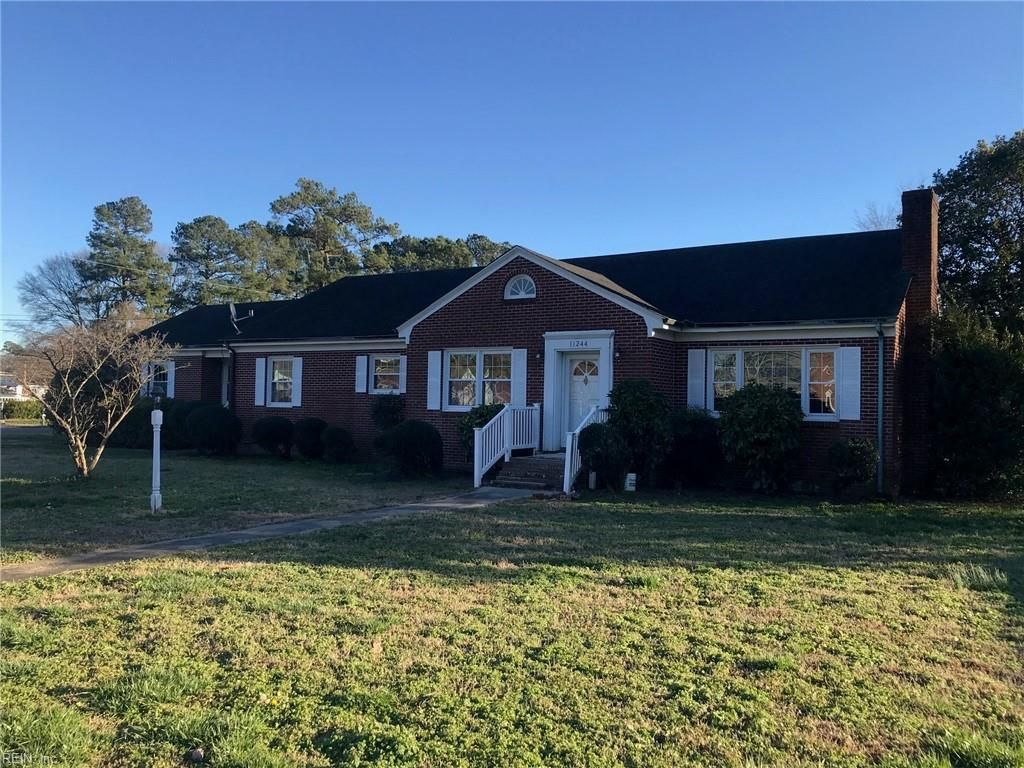 11244 Shiloh Dr, Windsor, VA 23487