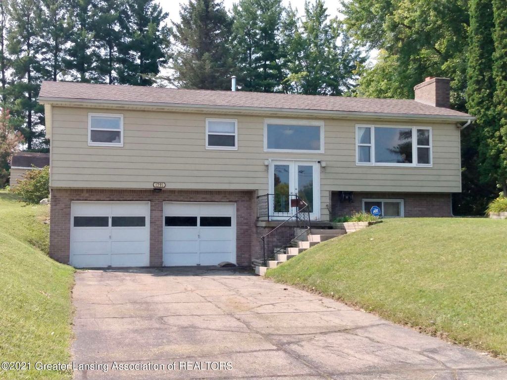 1791 W Clark Rd, Dewitt, MI 48820