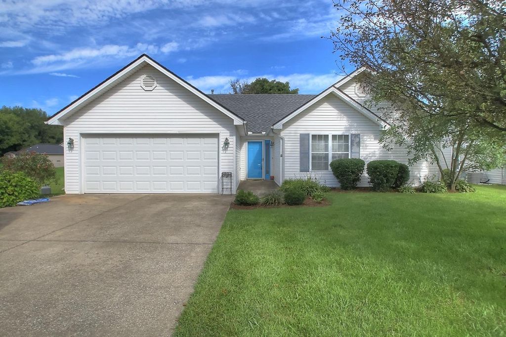 112 Secretariat Way, Frankfort, KY 40601 3 Bed, 2 Bath