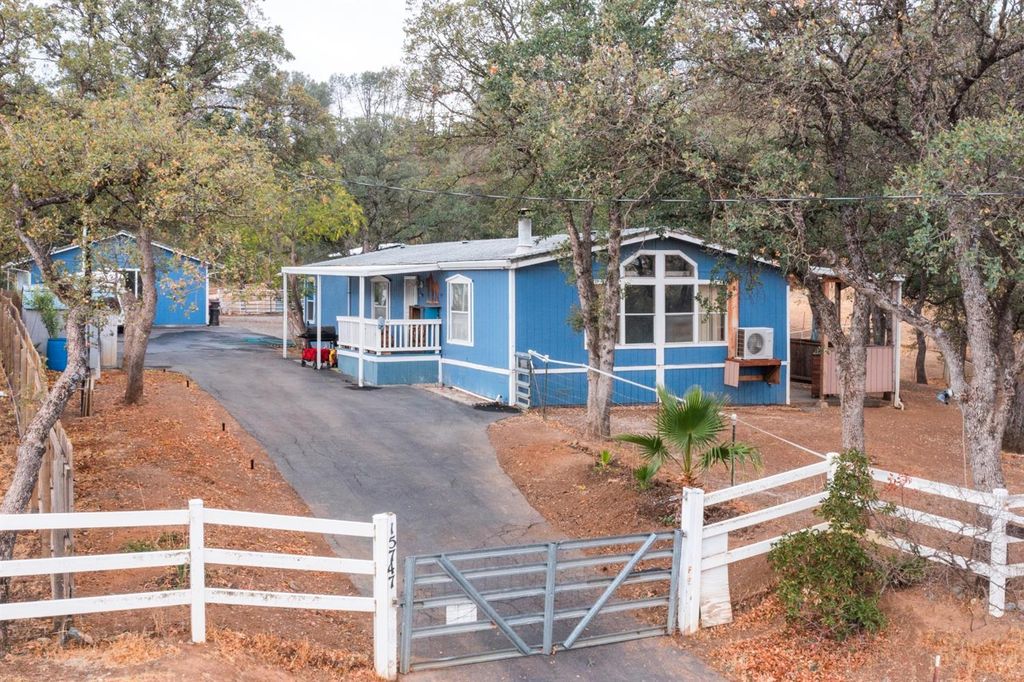 15747 S Mendocino Dr, Corning, CA 96021