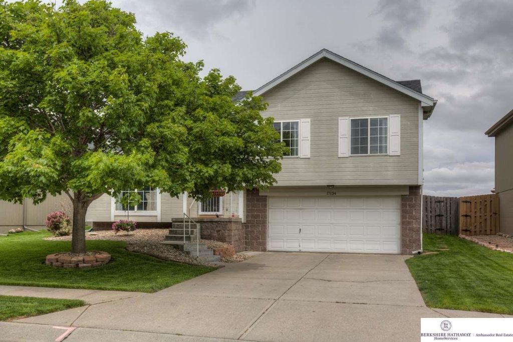 17134 Sprague St, Omaha, NE 68116 Trulia