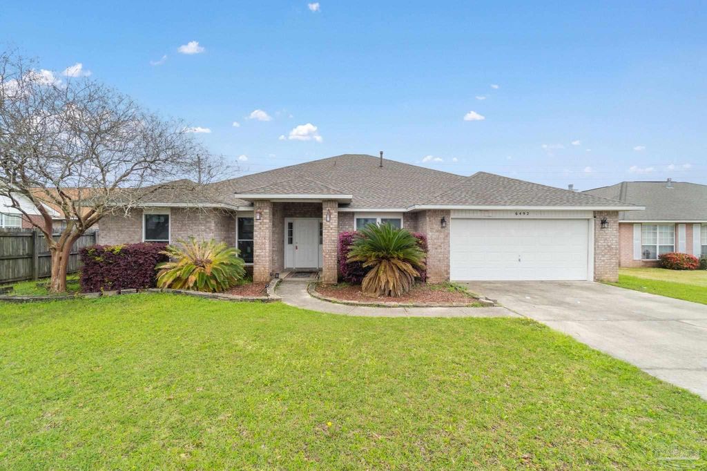 6492 Sarasota St, Pensacola, FL 32526