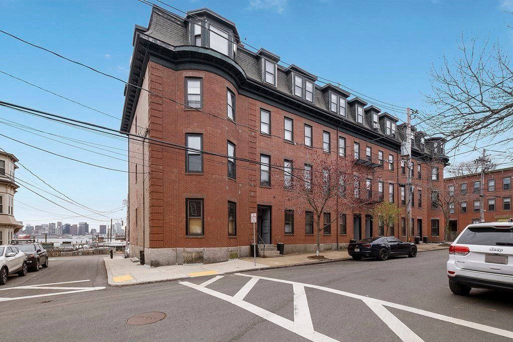20 Beacon St #13, Chelsea, MA 02150
