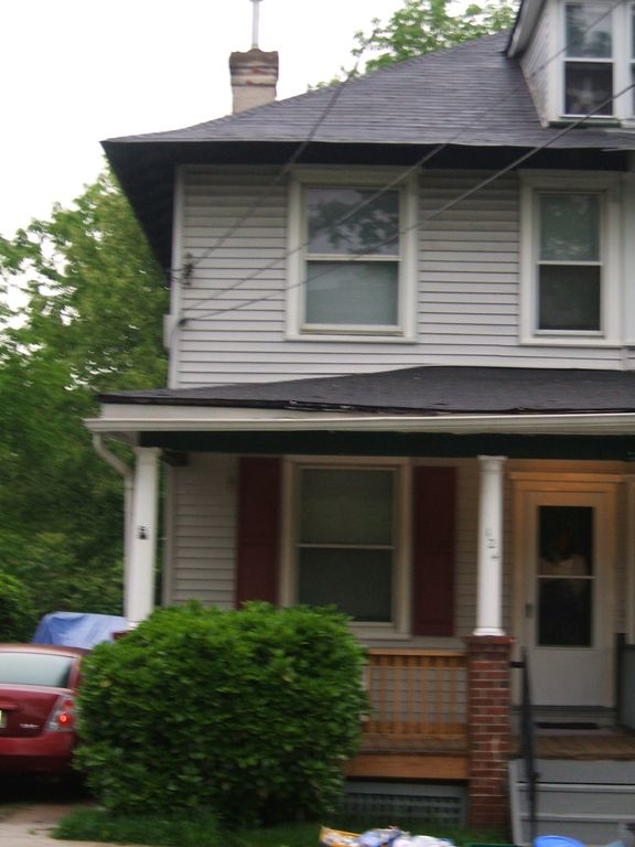 124 N Pennsylvania Ave, Morrisville, PA 19067