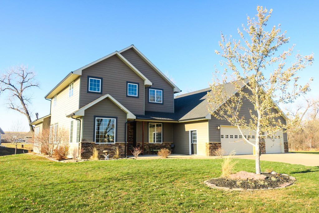 2309 Whispering Shrs, Fort Pierre, SD 57532 6 Bed Single 2309 Whispering Shrs, Fort Pierre, SD 57532 6 Bed Single