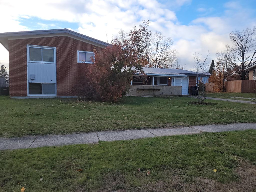 3 Brian Cir, Kincheloe, MI 49788