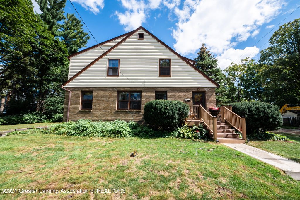 244-246 Northlawn Ave, East Lansing, MI 48823