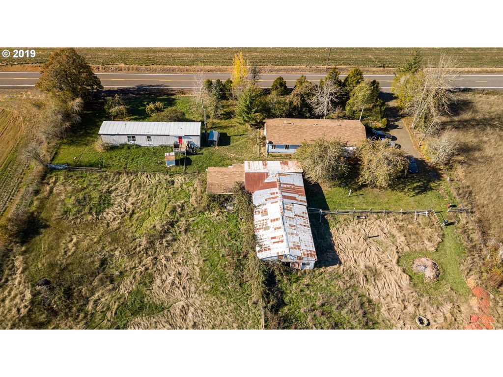 8850 Red Prairie Rd, Sheridan, OR 97378