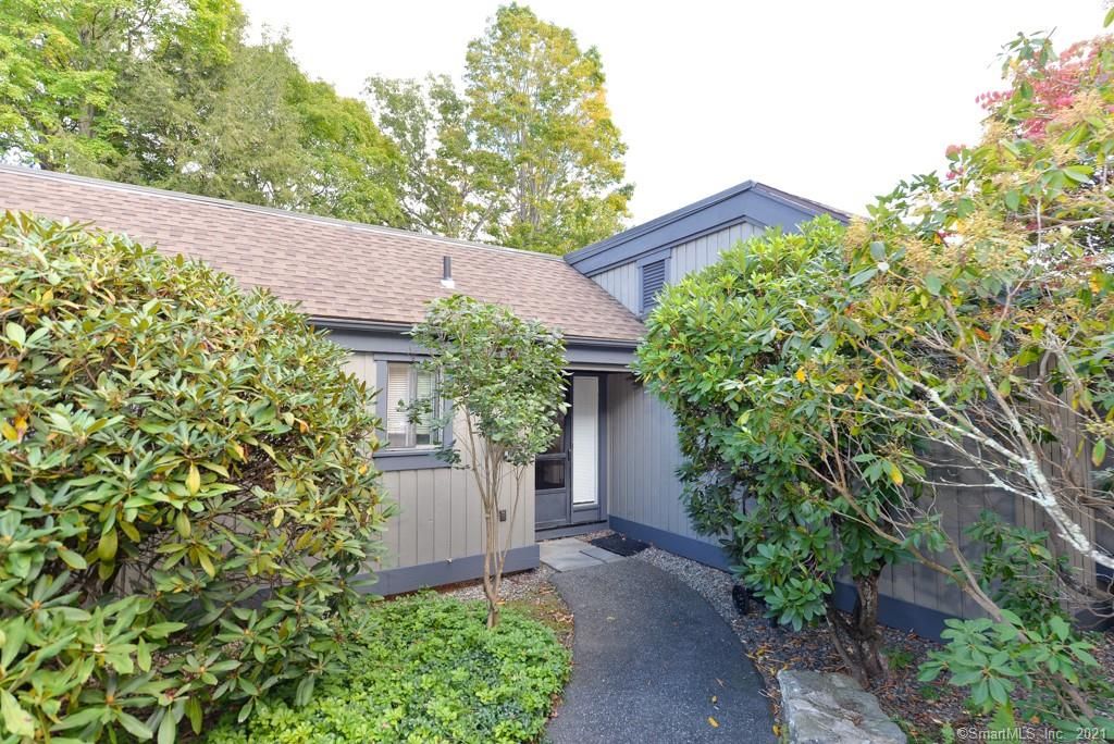 304 Heritage Vlg #E, Southbury, CT 06488