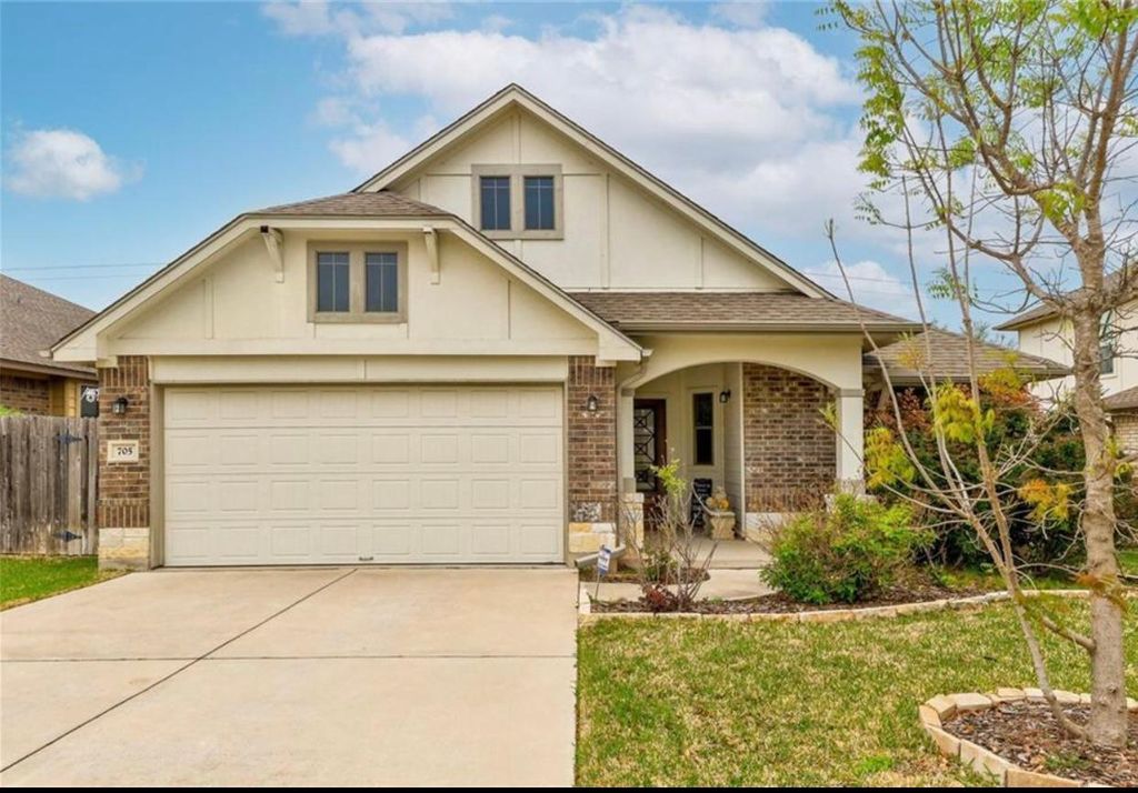 705 Wiltshire Dr, Hutto, TX 78634