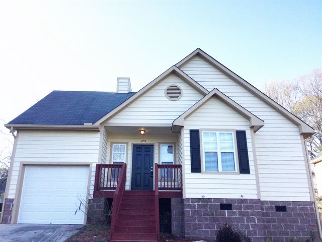 219 Carroll St, Wake Forest, NC 27587