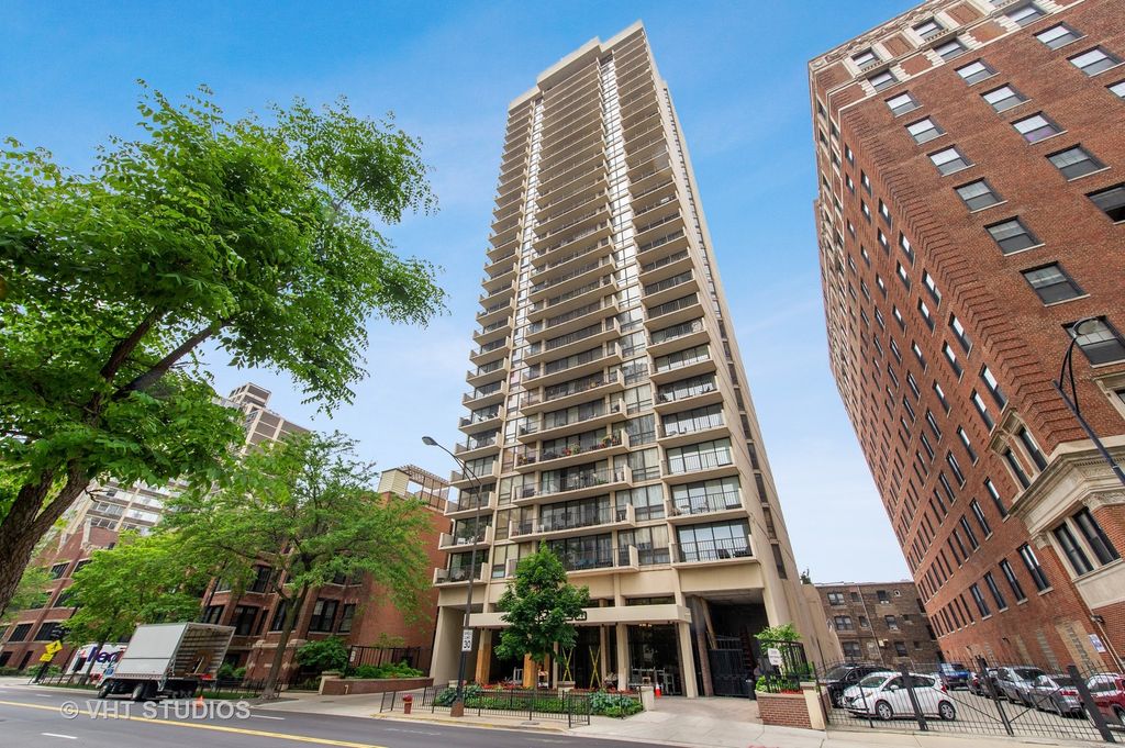 3150 N Sheridan Rd 2C, Chicago, IL 60657 Trulia