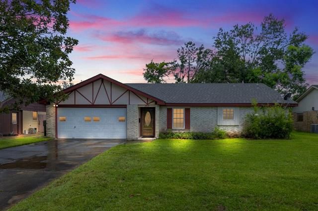 245 Vanessa Ave, Lake Charles, LA 70605