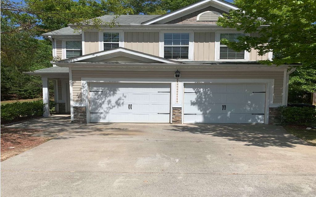 128 Hidden Creek Dr, Canton, GA 30114
