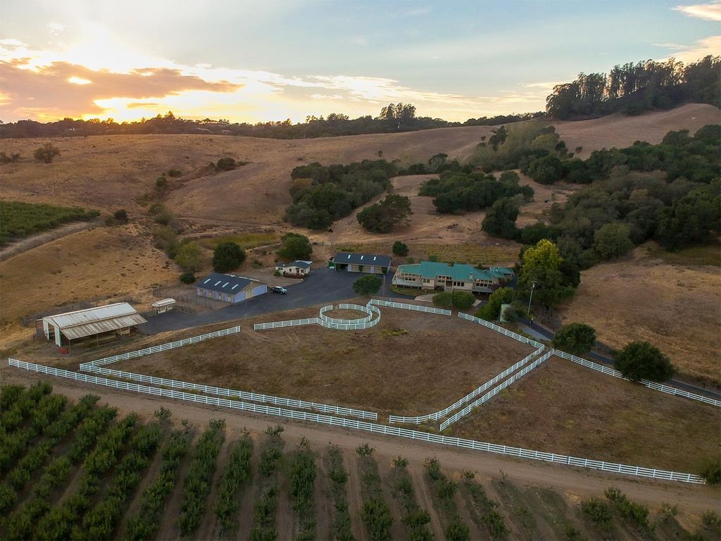 1483 Green Valley Rd, Watsonville, CA 95076 Trulia