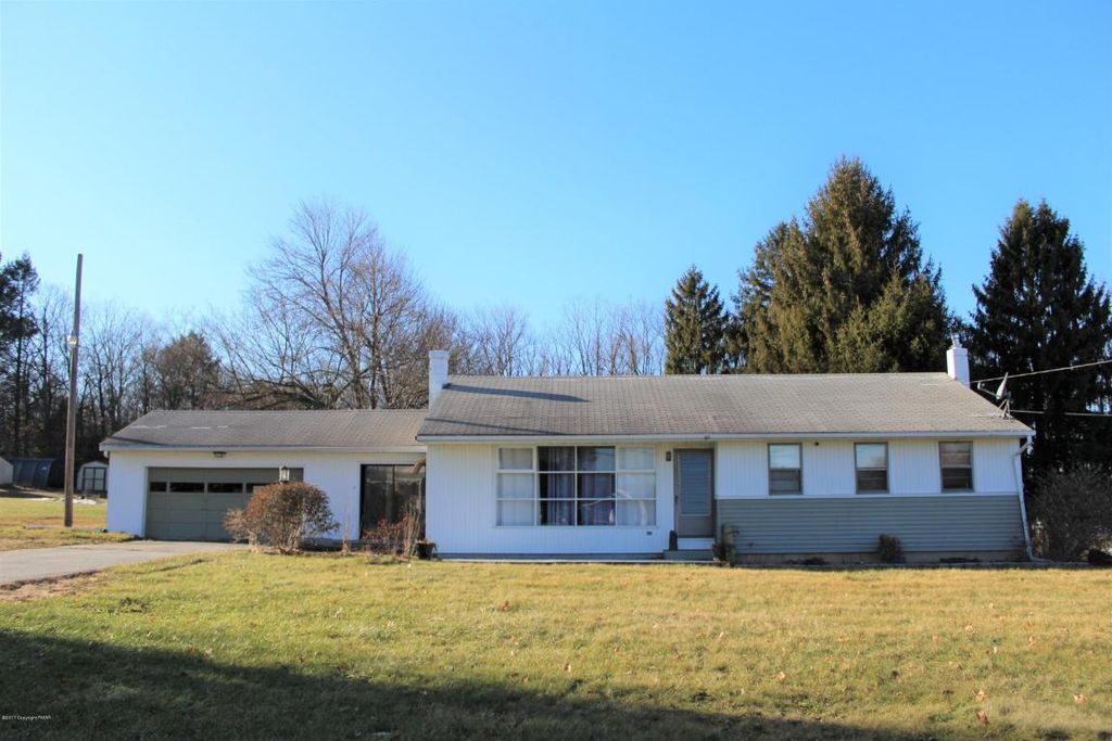 966 Mahoning Mountain Rd, Lehighton, PA 18235