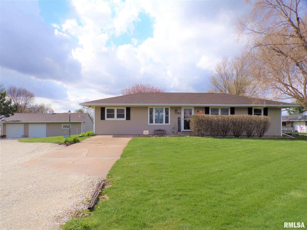 114 E Franklin St, Henderson, IL 61439 Trulia