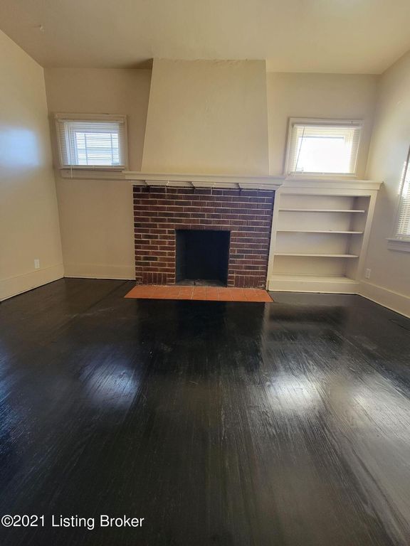 915 Cecil Ave, Louisville, KY 40211