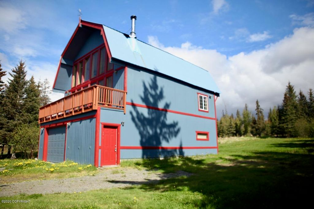 55220 Finch St, Homer, AK 99603