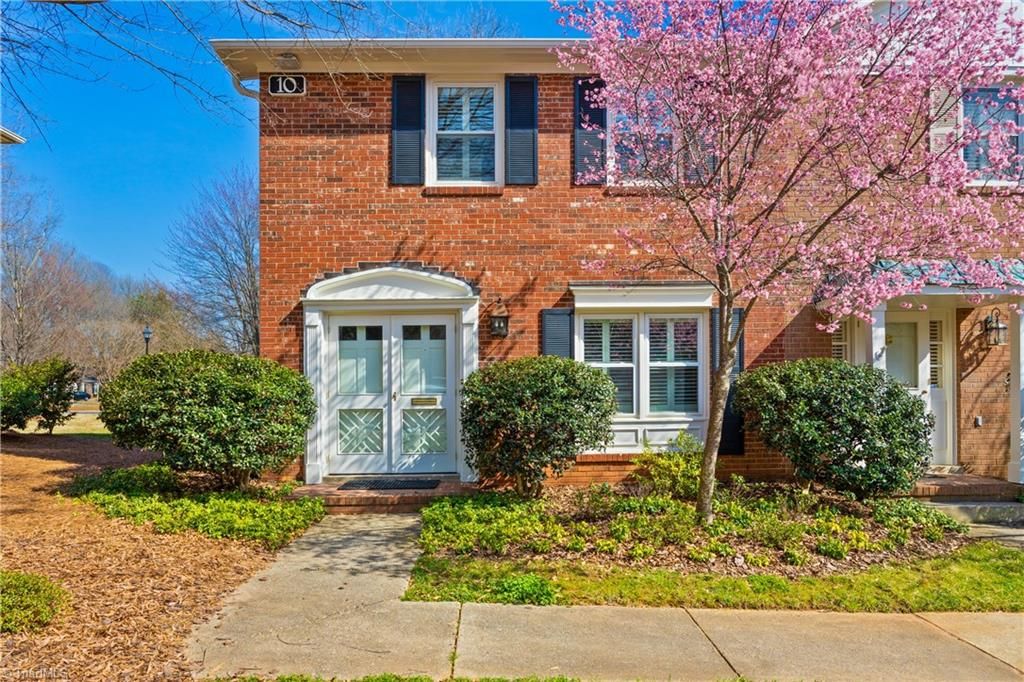 10 Fountain Manor Dr, Greensboro, NC 27405 Trulia