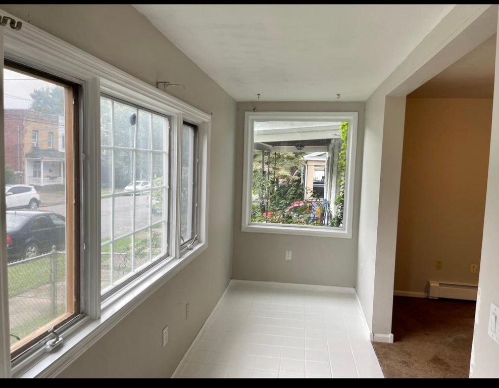 1369 Penn Ave, Scranton, PA 18509