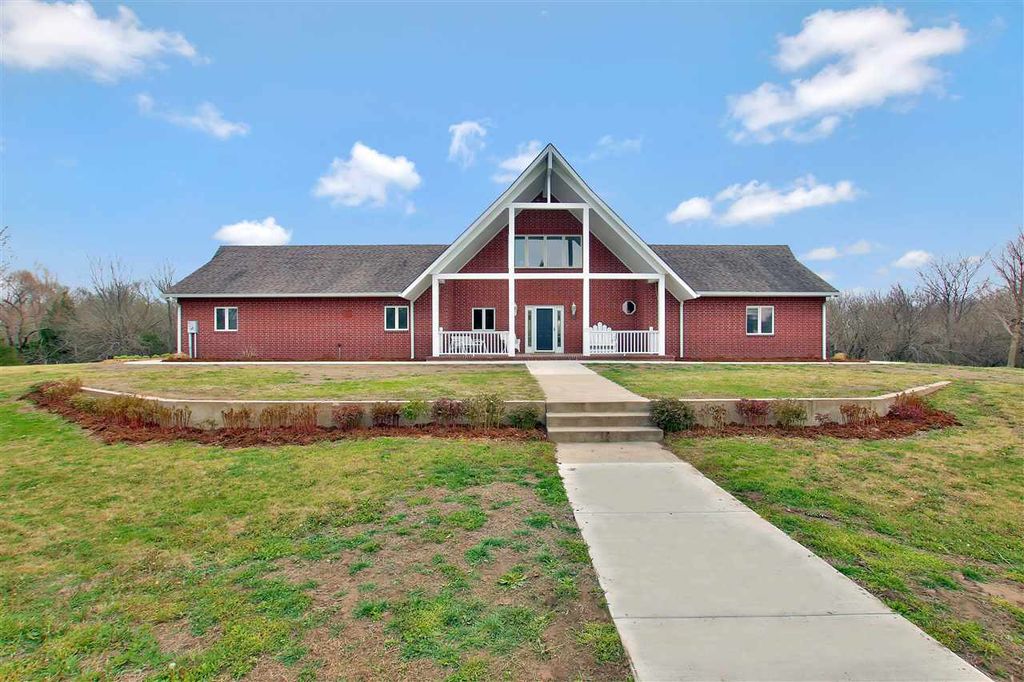 8728 NW 72nd St, Hesston, KS 67062 Trulia