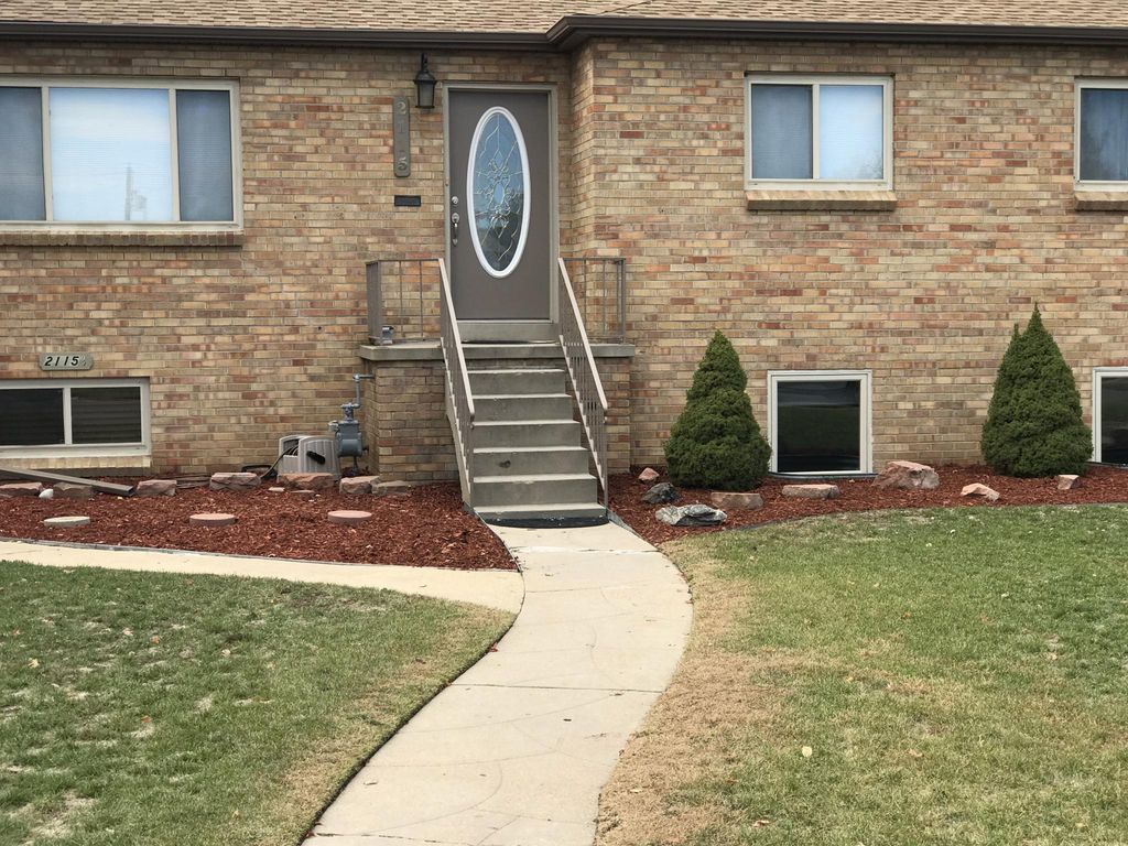 2115 1/2 Benton St, Edgewater, CO 80214