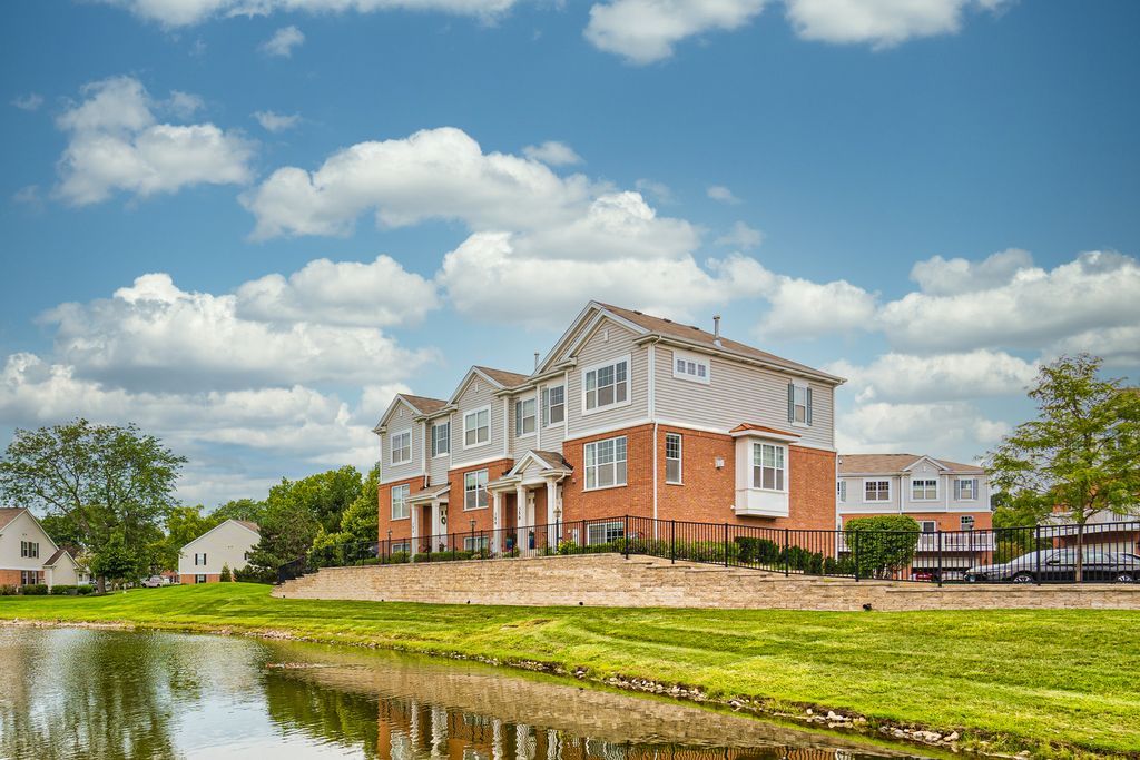 358 Country Club Dr #358, Prospect Heights, IL 60070