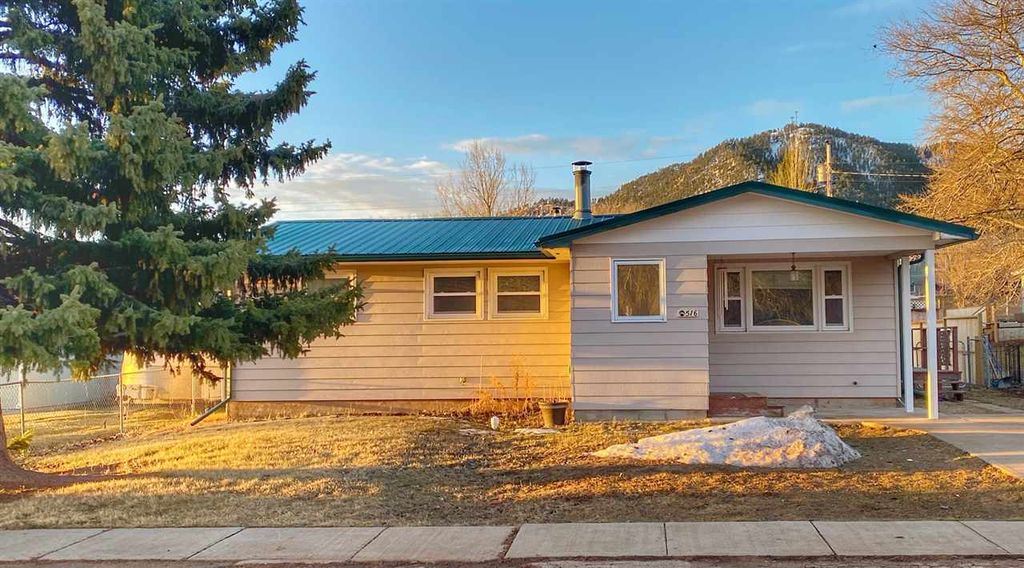 516 E Park St, Sundance, WY 82729 Trulia