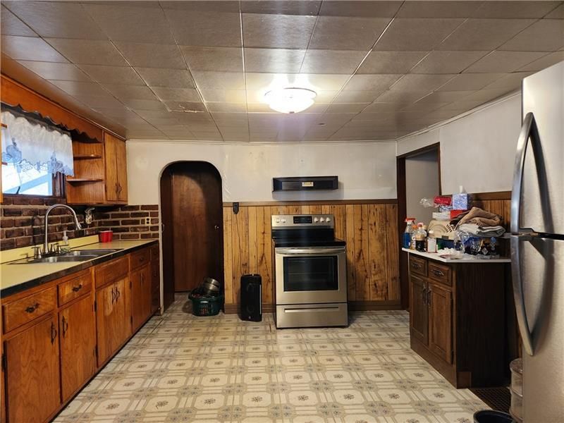 1133 Burns Ln, Vandergrift, PA 15690 Trulia