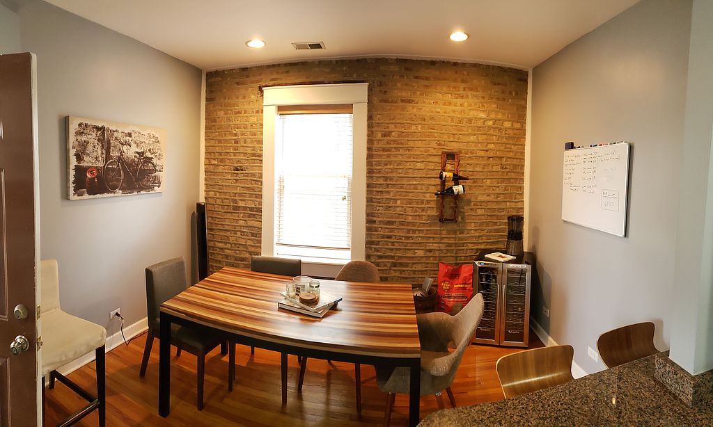 2732 N Sawyer Ave #3N, Chicago, IL 60647