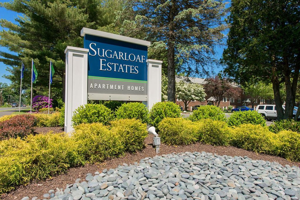 28 River Rd, Sunderland, MA 01375