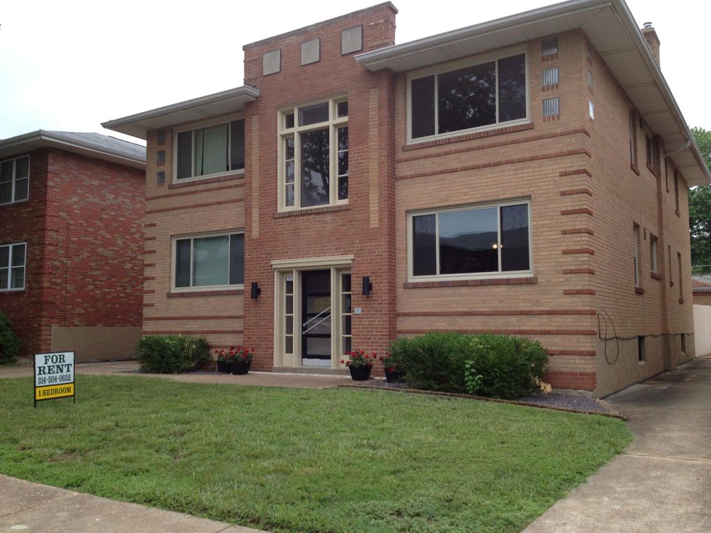 5926 Nagel Ave #1, Saint Louis, MO 63109