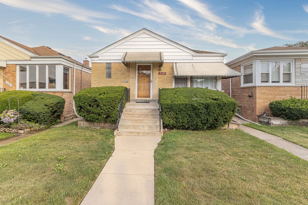 8161 W Forest Preserve Ave, Chicago, IL 60634