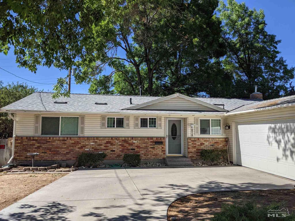 2010 Carlin St, Reno, NV 89503