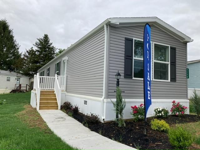 Merion 7014-1633 Plan in Green Acres, Breinigsville, PA 18031