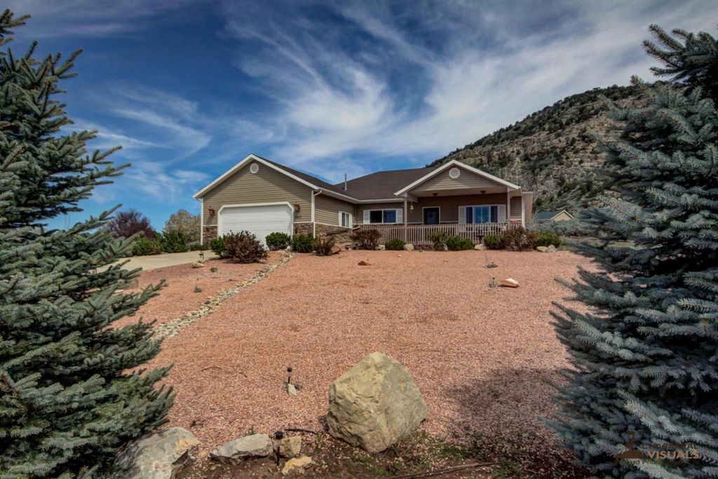 2217 S Tu Ee Trl, New Harmony, UT 84757