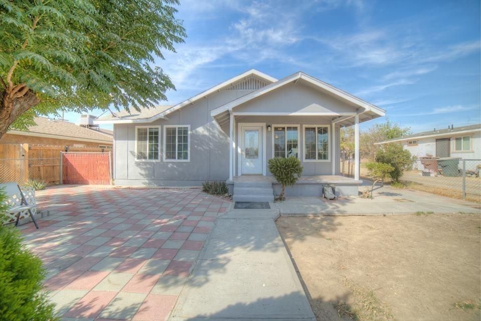 109 E Madera St, Avenal, CA 93204