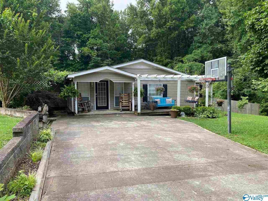 933 1st Ave NW, Arab, AL 35016 Trulia