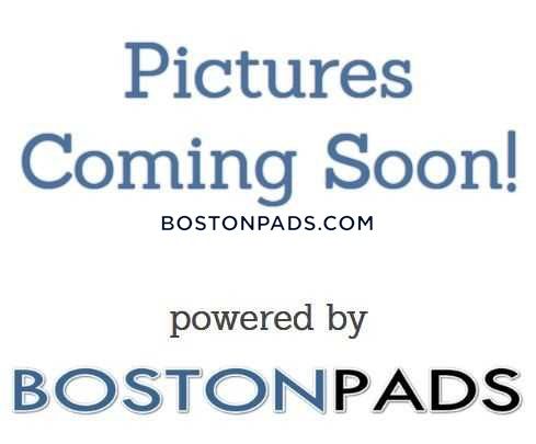 10 Middle Street Ct, Waltham, MA 02451