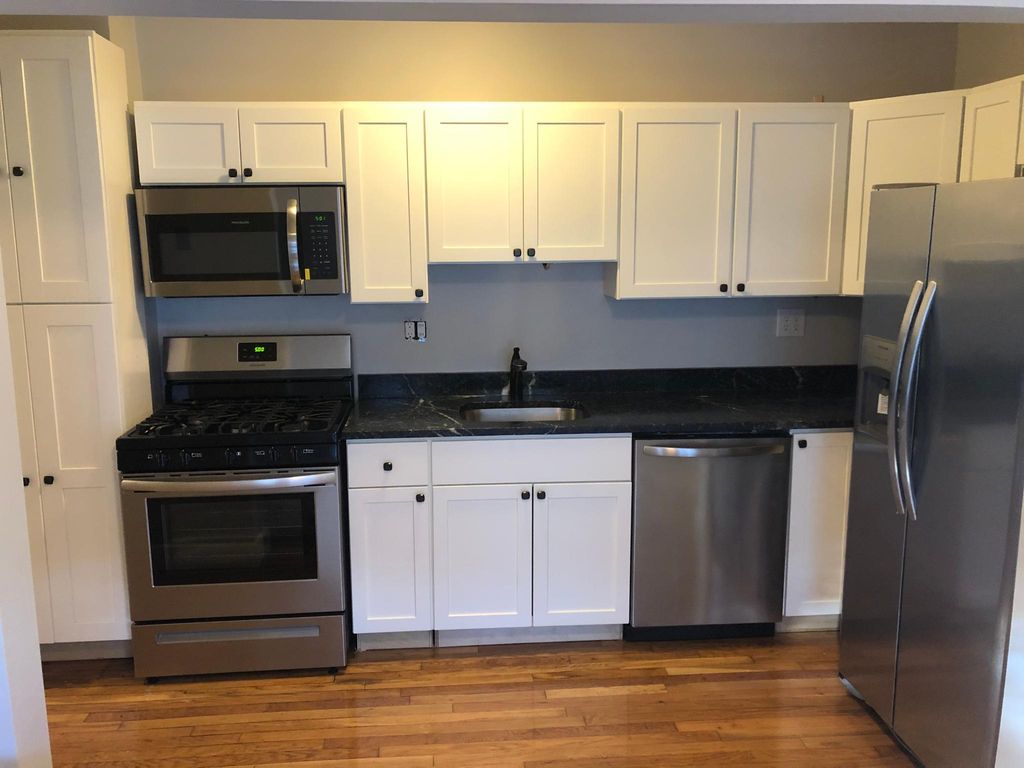 112 Quincy Shore Dr #4, Quincy, MA 02171