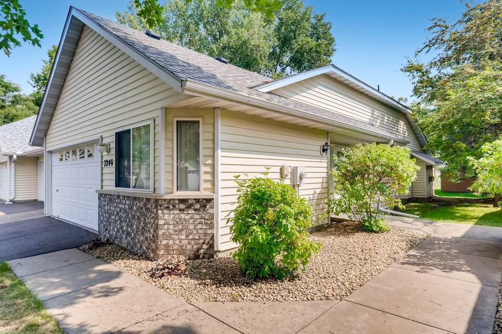 3246 Edgerton St, Vadnais Heights, MN 55127 Trulia