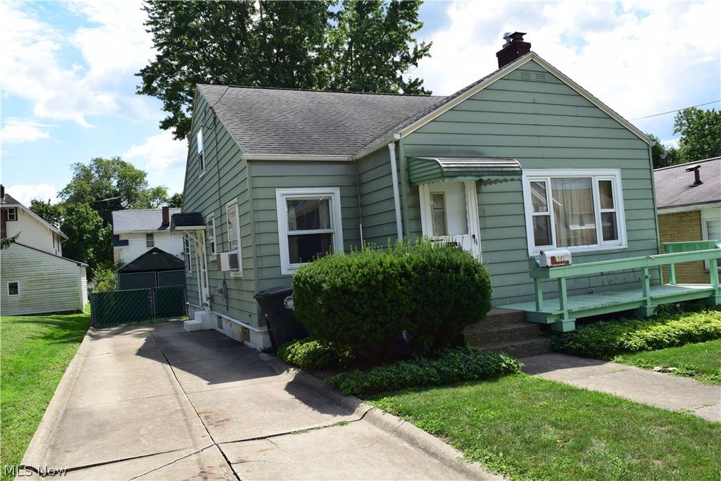 810 Saxon Ave, Akron, OH 44314 Trulia