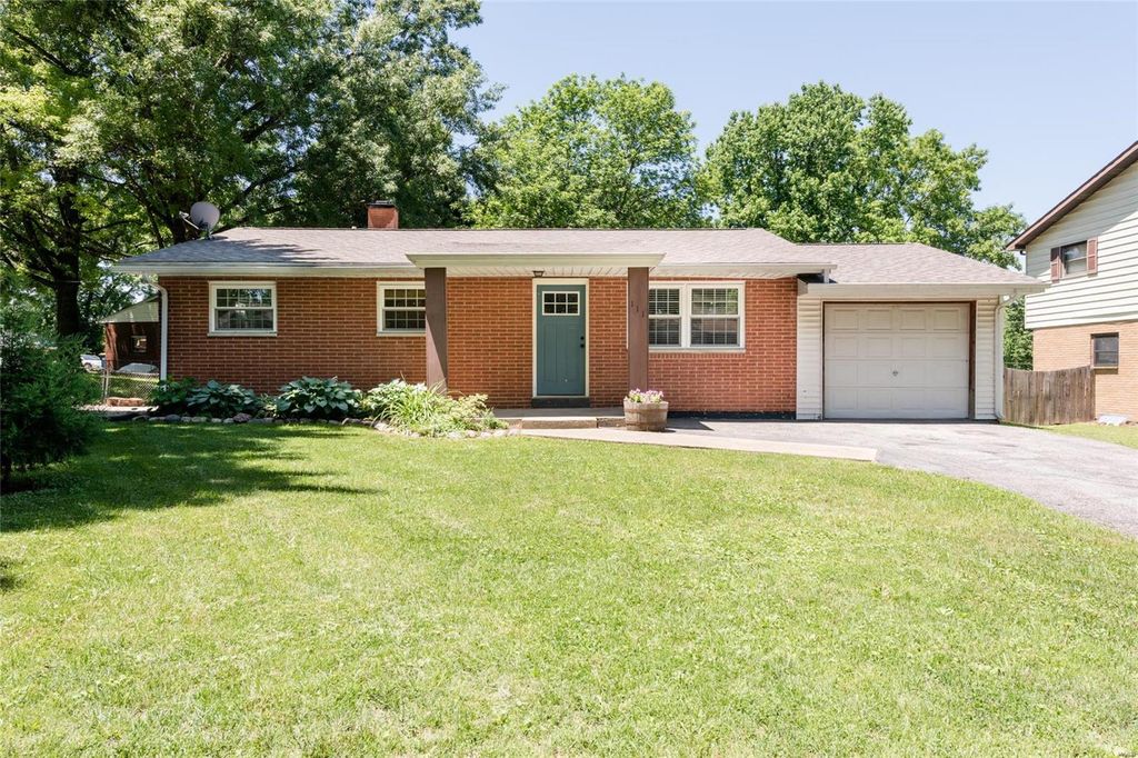 111 Hillcrest Dr, Glen Carbon, IL 62034 Trulia