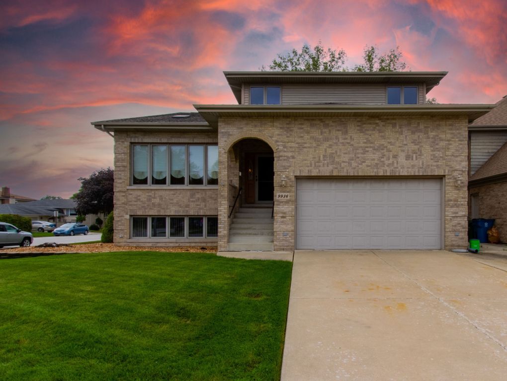 9936 Major Ave, Oak Lawn, IL 60453