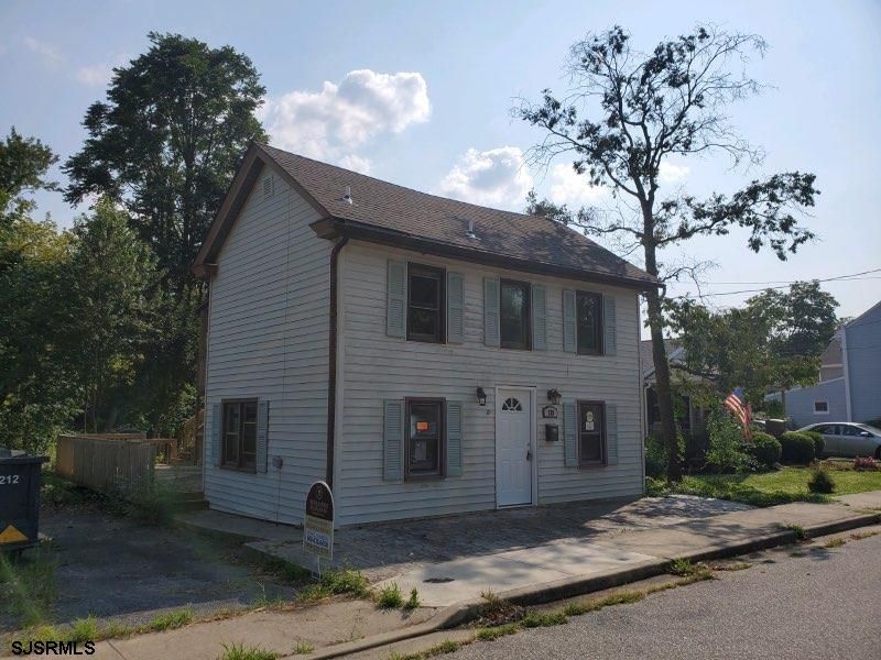 128 E Millbrooke Ave, Woodstown, NJ 08098